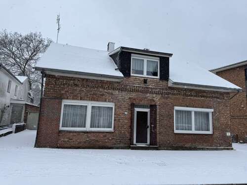 Foto - Haus zum Kaufen in Burg (Dithmarschen) 259.000,00 € 120.67 m²