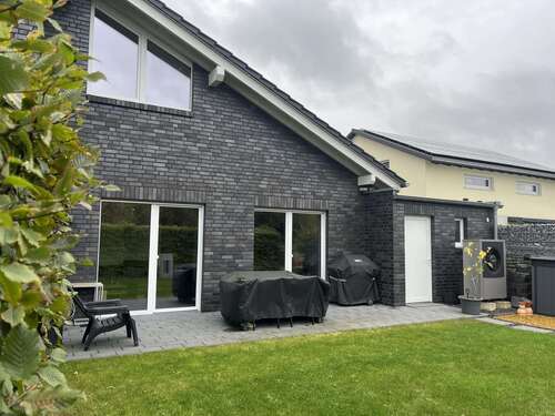 Foto - Haus zum Mieten in Schwalmtal 1.580,00 € 145 m²