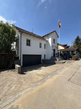 Foto - Haus zum Kaufen in Friedberg 1.300.000,00 € 220 m²