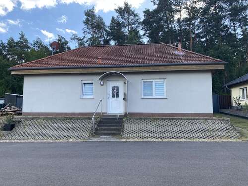 Foto - Haus zum Kaufen in Ackendorf 250.000,00 € 110 m²