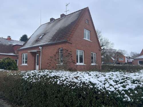 Foto - Haus zum Kaufen in Norden 105.000,00 € 115 m²