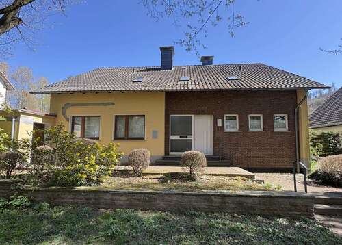 Foto - Haus zum Kaufen in Lügde 185.000,00 € 206 m²