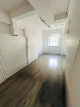 Foto - Büro in Mering 450,00 € 30 m² - 450,00 EUR Kaltmiete, ca.  30,00 m²