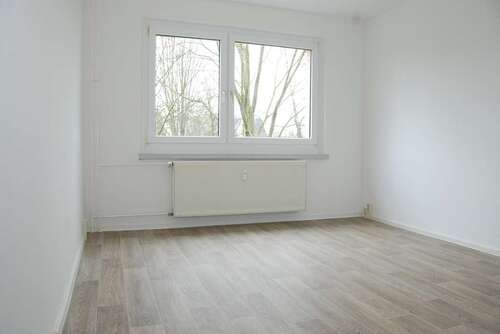 Foto - Wohnung zum Mieten in Chemnitz 253,00 € 39.32 m²
