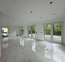 Haus zum Kaufen in Brandenburg - Blankenfelde-Mahlow 940.000,00 € 153 m²