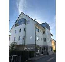 Wohnung zum Kaufen in Reinsdorf 65.000,00 € 64 m²