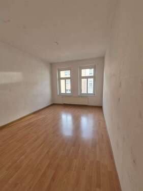 Foto - Wohnung zum Mieten in Chemnitz 272,15 € 54.43 m²