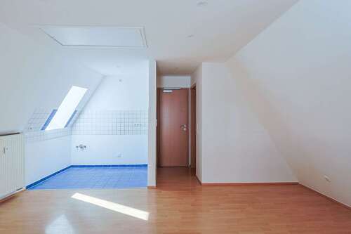 Foto - Wohnung zum Mieten in Ingolstadt 450,00 € 36 m²
