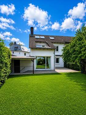 Foto - Haus zum Mieten in Oberursel 3.400,00 € 186.46 m²