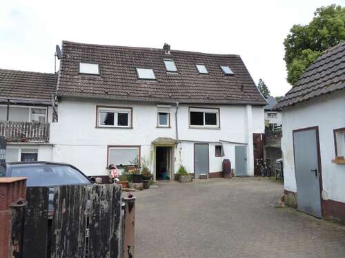 Foto - Haus zum Kaufen in Braunfels 120.000,00 € 207 m²