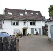Haus zum Kaufen in Braunfels 120.000,00 € 207 m²