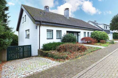 Foto - Haus zum Kaufen in Solingen 859.000,00 € 332.46 m²