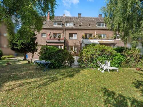 Foto - Haus zum Kaufen in Krefeld 895.000,00 € 479.58 m²