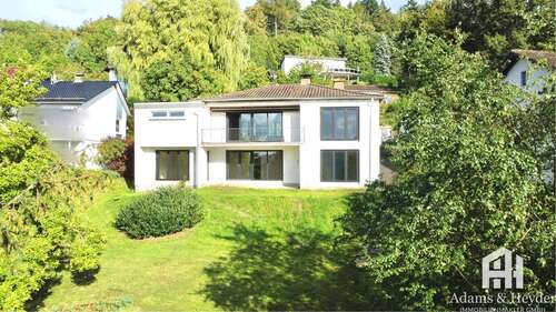 Foto - Haus zum Kaufen in Niedenstein 209.000,00 € 194.96 m²
