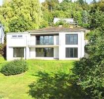 Haus zum Kaufen in Niedenstein 209.000,00 € 194.96 m²