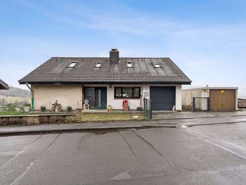 Foto - Haus zum Kaufen in Morschen 449.000,00 € 178.72 m²