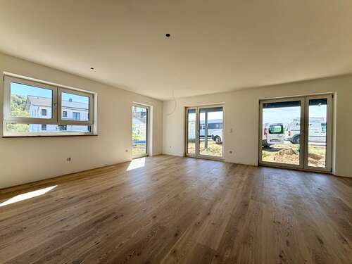 Foto - Haus zum Kaufen in Mamming 575.000,00 € 173 m²