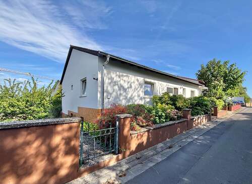 Foto - Haus zum Kaufen in Bockenheim 299.000,00 € 101.86 m²