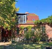 Haus zum Kaufen in Buckow 798.000,00 € 174.01 m²