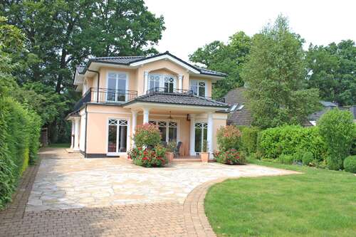 Foto - Haus zum Mieten in Bremen 2.450,00 € 220 m²