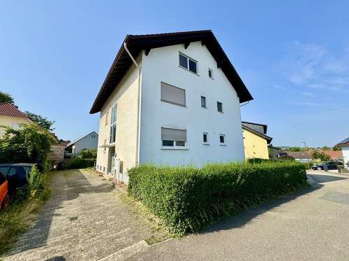 Foto - Haus zum Kaufen in Stadecken-Elsheim 698.000,00 € 330 m²