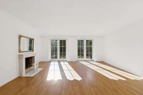 Foto - Haus zum Kaufen in Düsseldorf - Kaiserswerth 1.575.000,00 € 180 m²