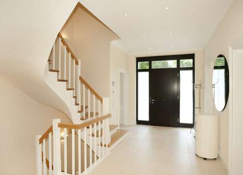 Foto - Haus zum Mieten in Düsseldorf 11.250,00 € 360 m²