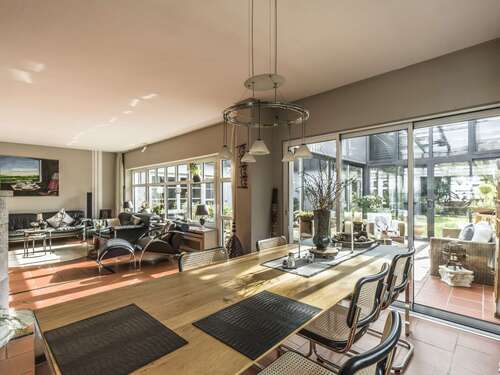 Foto - Haus zum Kaufen in Rosbach v. d. Höhe 809.000,00 € 246 m²