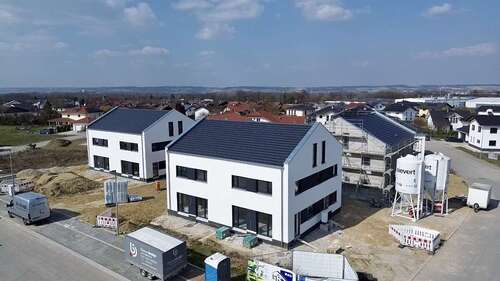 Foto - Haus zum Kaufen in Mamming 575.000,00 € 173 m²