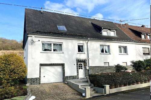 Foto - Haus zum Kaufen in Niederelbert 233.600,00 € 150 m²