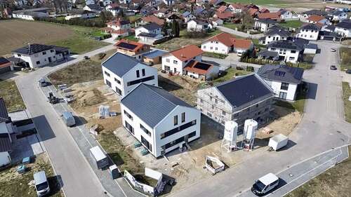 Foto - Haus zum Kaufen in Mamming 575.000,00 € 173 m²