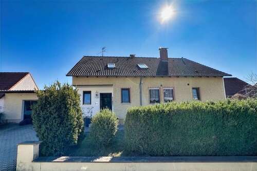 Foto - Haus zum Kaufen in Feuchtwangen 398.000,00 € 204 m²