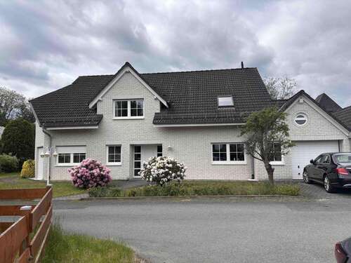 Foto - Haus zum Kaufen in Herborn 679.000,00 € 198 m²