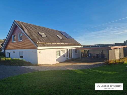 Foto - Haus zum Kaufen in Nauroth 425.000,00 € 198 m²