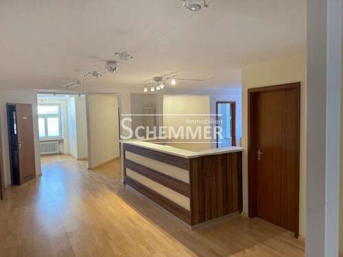 Foto - Büro in Waldkirch 1.390,00 € 151 m²