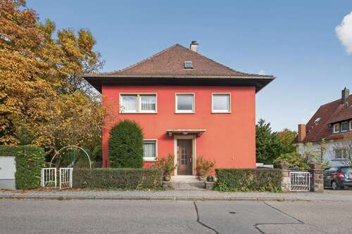 Foto - Haus zum Kaufen in Ettlingen 589.000,00 € 302 m²