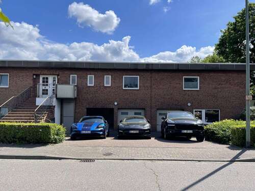 Foto - Haus zum Kaufen in Neumünster 1.550.000,00 € 577 m²