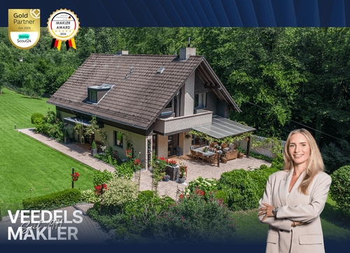Foto - Haus zum Kaufen in Bergisch Gladbach 849.000,00 € 261.5 m²