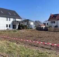 Grundstück zu verkaufen in Markkleeberg 450.000,00 € 696 m²