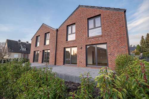 Foto - Haus zum Mieten in Stade 1.715,00 € 108 m²