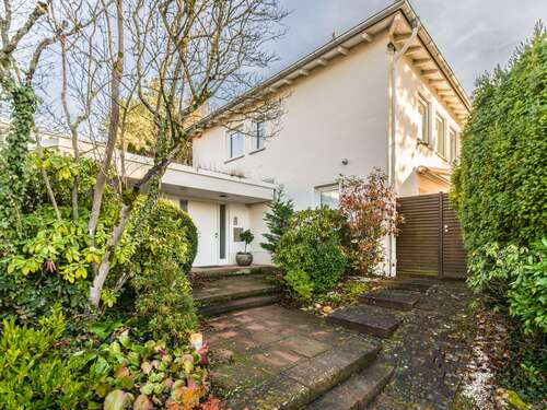 Foto - Haus zum Kaufen in Wiesbaden 2.250.000,00 € 342.34 m²