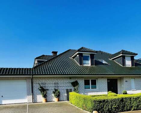 Foto - Haus zum Kaufen in Bad Bramstedt 980.000,00 € 360 m²