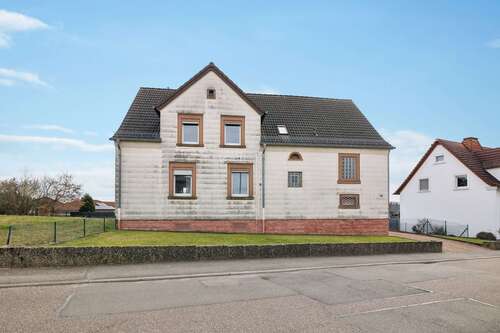 Foto - Haus zum Kaufen in Pirmasens 125.000,00 € 130 m²