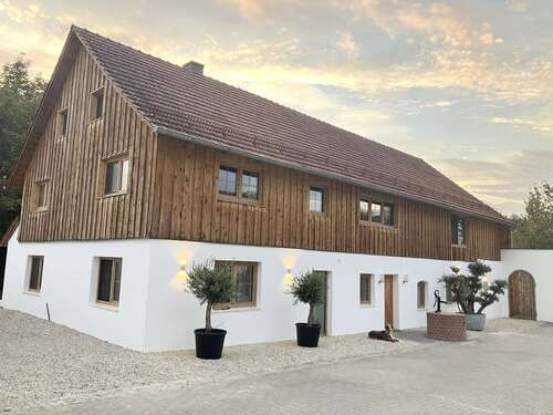Foto - Haus zum Kaufen in Frontenhausen 1.030.000,00 € 265 m²