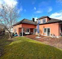 Haus zum Kaufen in Holzheim am Forst 549.000,00 € 290 m²