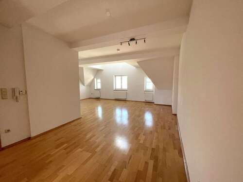 Foto - Wohnung zum Mieten in Aichach 960,00 € 90.87 m²