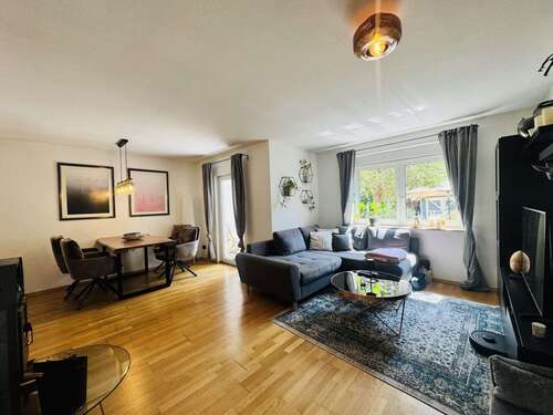Foto - Haus zum Kaufen in Wendelstein 379.000,00 € 121 m²