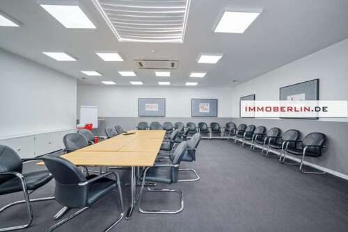 Foto - Halle in Ludwigsfelde 1.650.000,00 € 839 m²
