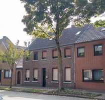 Haus zum Kaufen in Kevelaer 170.000,00 € 160 m²