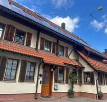 Haus zum Kaufen in Esslingen 580.000,00 € 204.27 m²